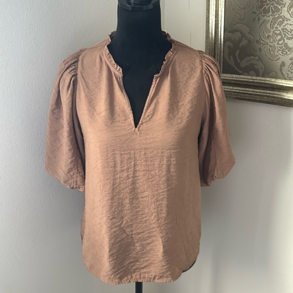 Ann Taylor Petite puff short sleeves split ruffle neck top blouse Sz SP - Picture 1 of 5